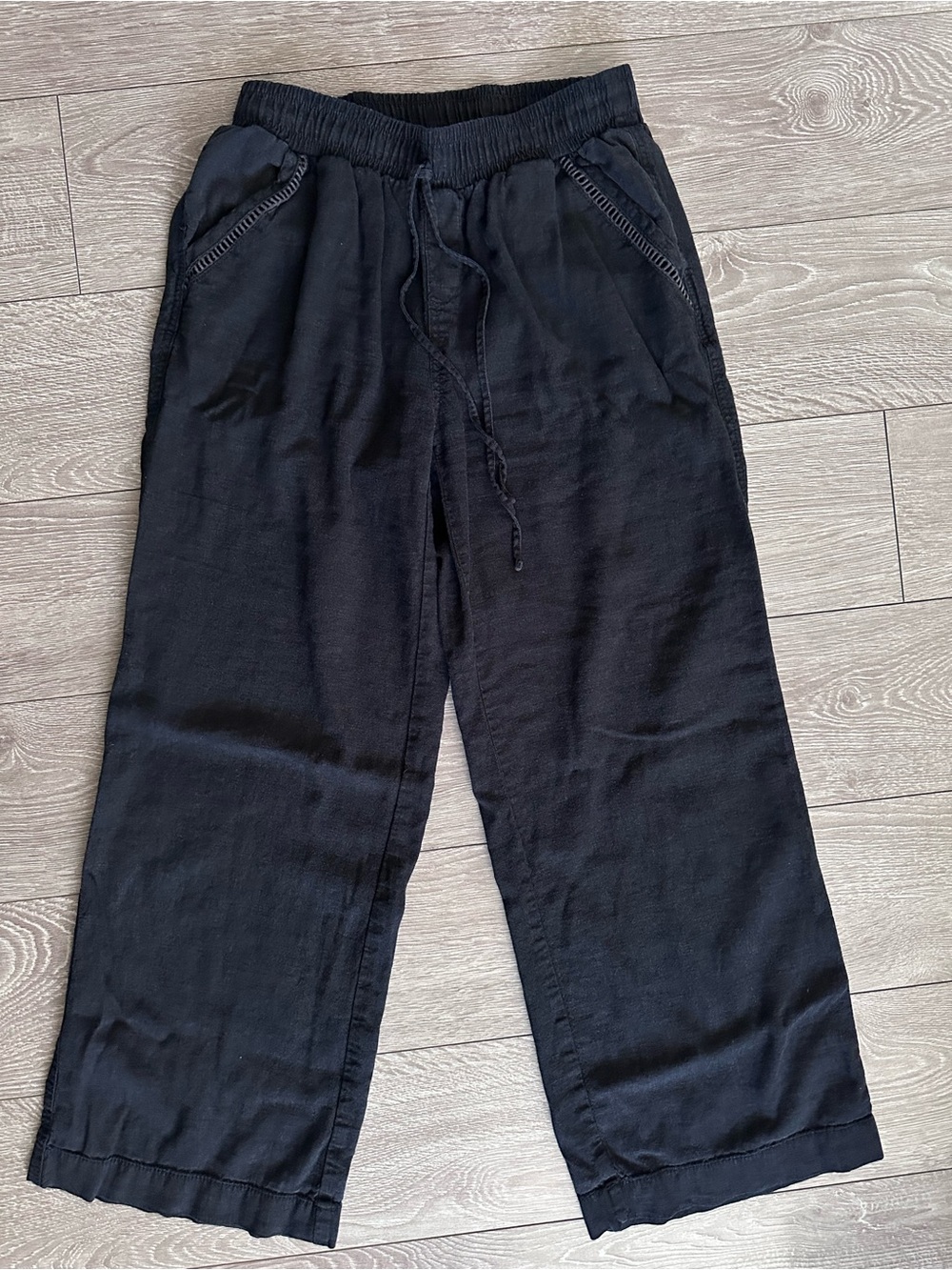 Minimalist Black Wide-Leg Linen Blend Pants